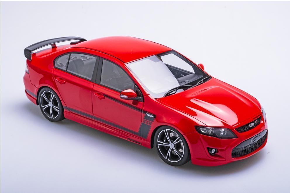 Ford FPV GT R-Spec Vixen Red With Black Accents Sealed Body Resin 1:18 Scale Model Car 