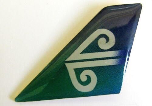 Air New Zealand Airlines Airways Aviation Plane Tail Lapel Pin Badge