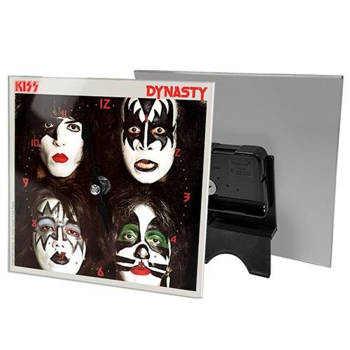 Kiss Dynasty Analogue Glass Desk Clock With Stand
