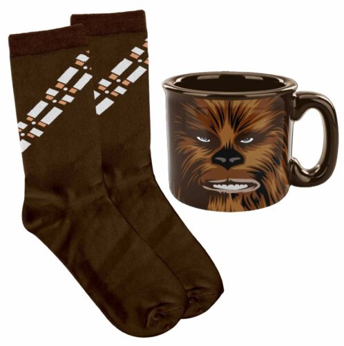 Star Wars Chewbacca 400ml Ceramic Camp Mug and Sock Gift Pack