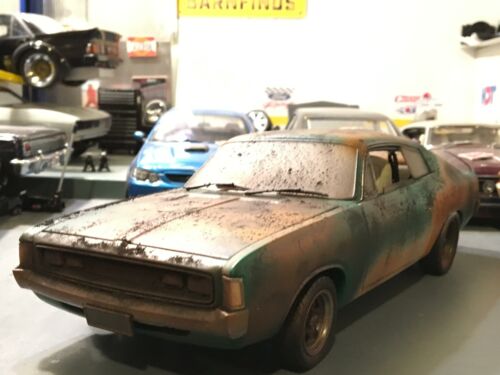 *CUSTOMISED* One Off Custom Model Barn Find Heavy Dust - E38 Charger Custom Green Metallic Die Cast Model Car 1:18