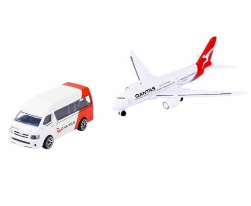 Majorette Qantas Plane & Truck Set Boeing 787-9 Plane & Toyota Hiace Van Diecast Model Vehicles Ages 3+