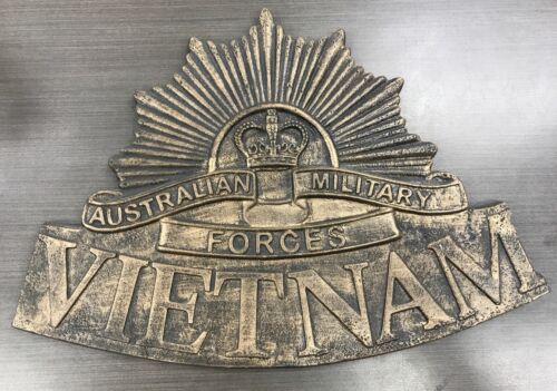 Australian Military Forces Rising Sun Vietnam 36cm Cast Iron Plaque Decorative Sign