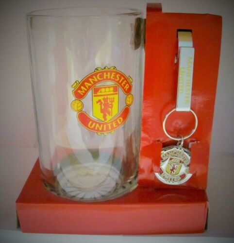 Manchester Man United English Premier League EPL Soccer Glass Beer Stein and Keyring Gift Pack