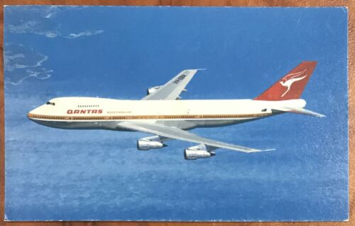Qantas Airways Original Postcard - Boeing 747B 1970s