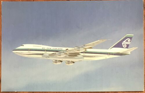 Air New Zealand Original Airline Postcard - Rolls Royce Boeing B747 1970s