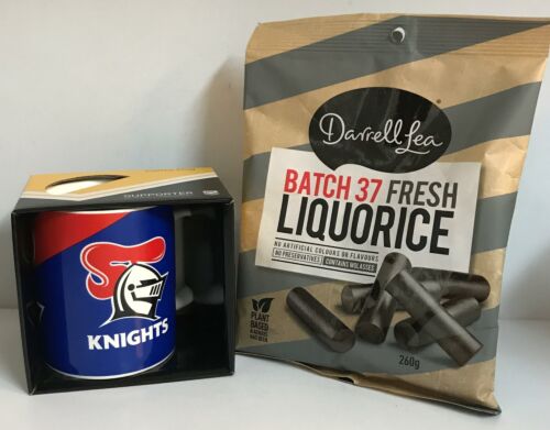 Gift Pack With Newcastle Knights NRL Logo Coffee Mug + Darrell Lea Batch 37 Fresh Liquorice 260g in Gold Bag