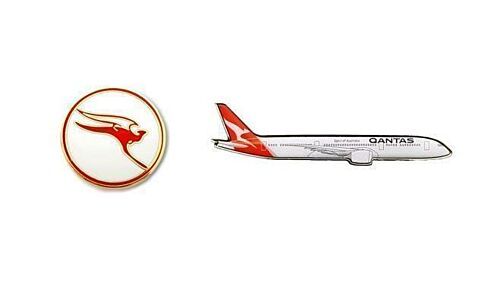 Set Of 2 Qantas Australia Retro Round Logo Pin & Boeing B787 Plane Pin Badge Aviation Airline Lapel Kangaroo 