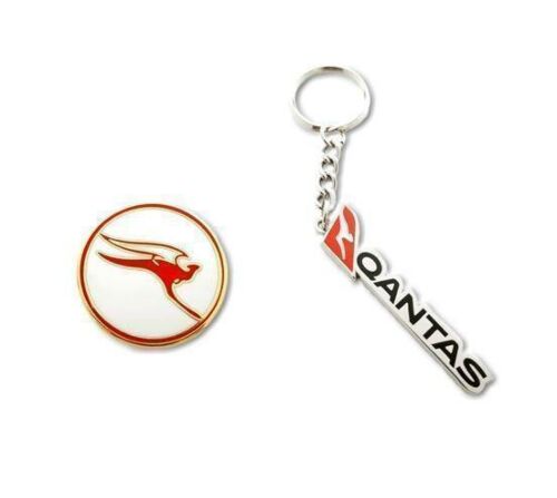 Set Of 2 Qantas Australia Retro Round Logo Pin & Logo Word Keyring Key Ring Aviation Airline Kangaroo 
