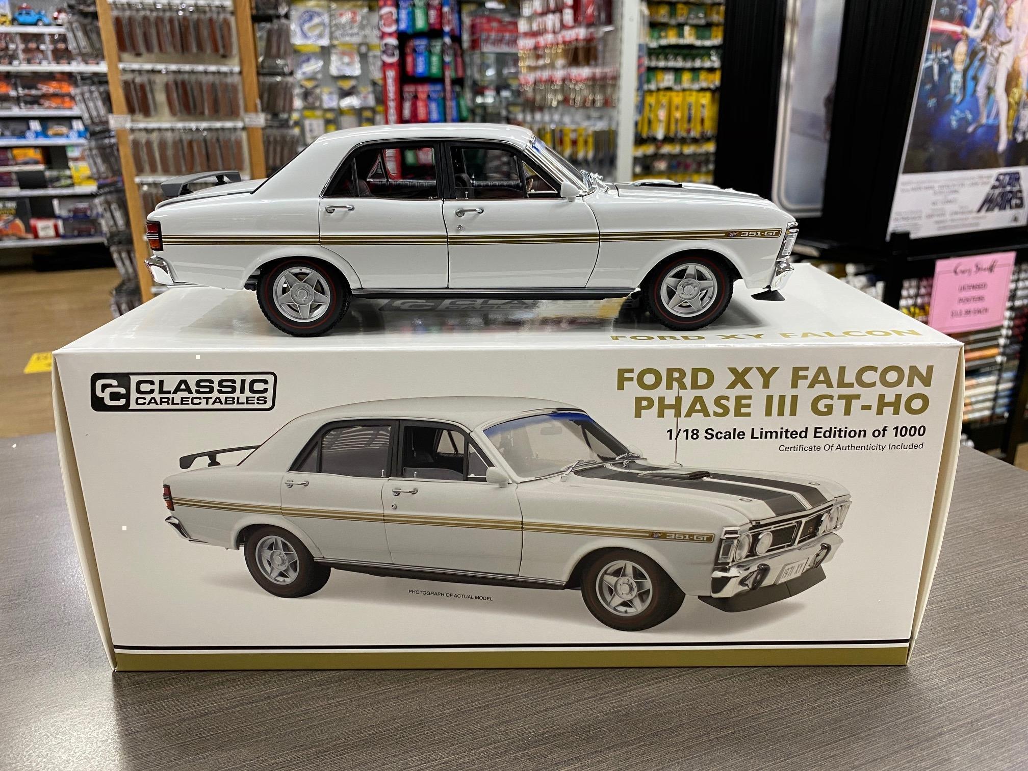Ford XY Falcon Phase III GT-HO Ultra White 1:18 Scale Model Car