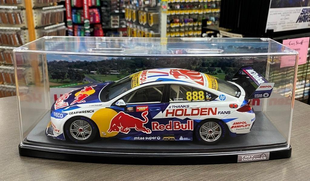 2020 Final Factory Holden Supercar Jamie Whincup & Craig Lowndes #888 Red Bull Racing Holden ZB Commodore 1:18 Scale Model Car + Racetrack Holden Tiny Dioramas Slimline 1:18 Scale Display Case
